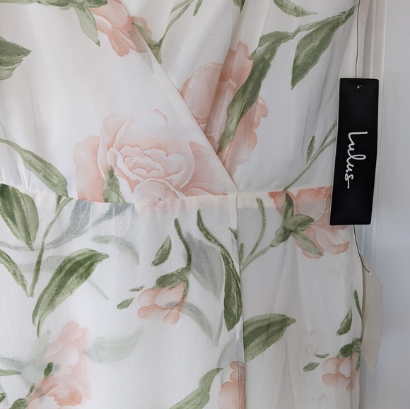 Lulus Romantic Possibilities white floral maxi dress- size large (fits like med) - Picture 8 of 11